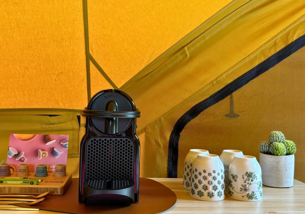 ホテル Glamping Bivak - Urban Gardens Gent エクステリア 写真