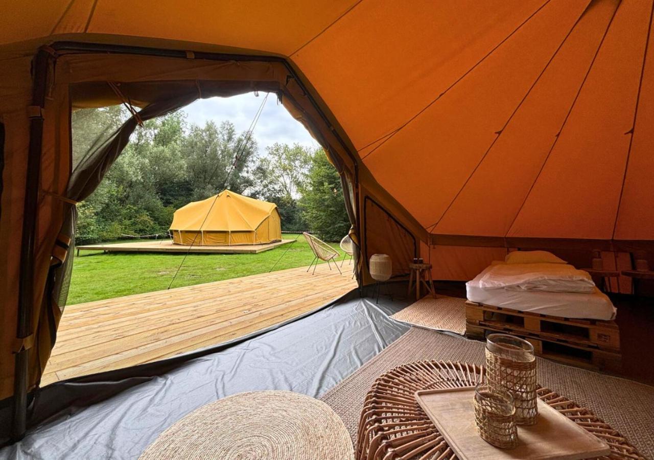 ホテル Glamping Bivak - Urban Gardens Gent エクステリア 写真