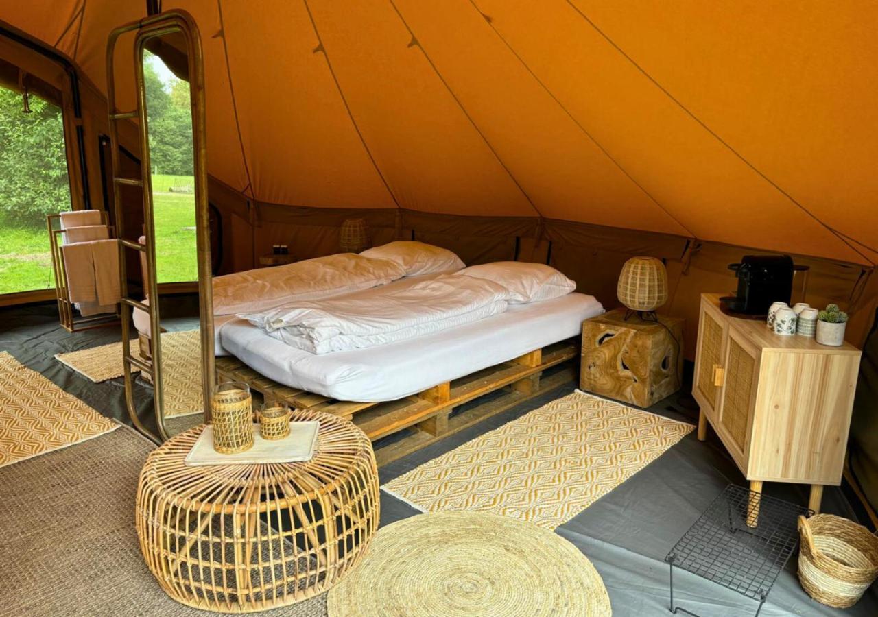 ホテル Glamping Bivak - Urban Gardens Gent エクステリア 写真